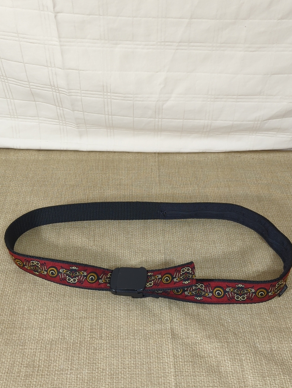 Silverfoot Belt Native pacific Tribal Print Money Belt line Medium Fits Up 36"